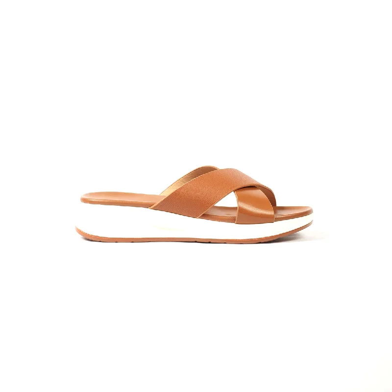 Classic and timeless women's footwear choicesTia Olie