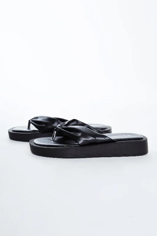 Flattering and stylish women's shoes for wide feetGlamorous Black Toe Post Sandals