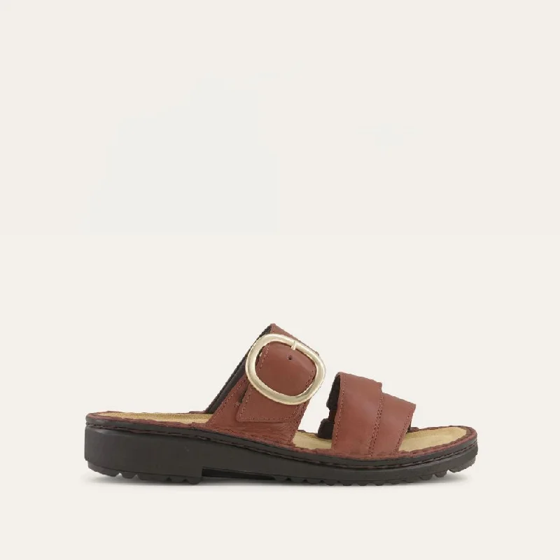 Versatile and elegant women's shoes for any outfitFrey