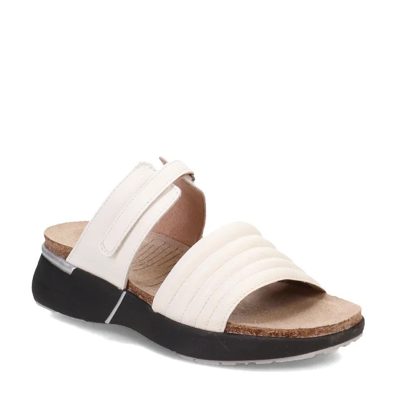Elegantly stylish women's shoesWomen's Naot, Vesta Sandal