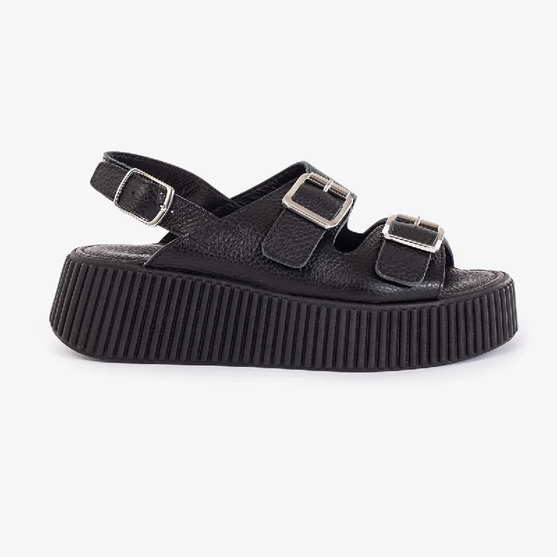 Sleek and modern women's footwear optionsCourtnay