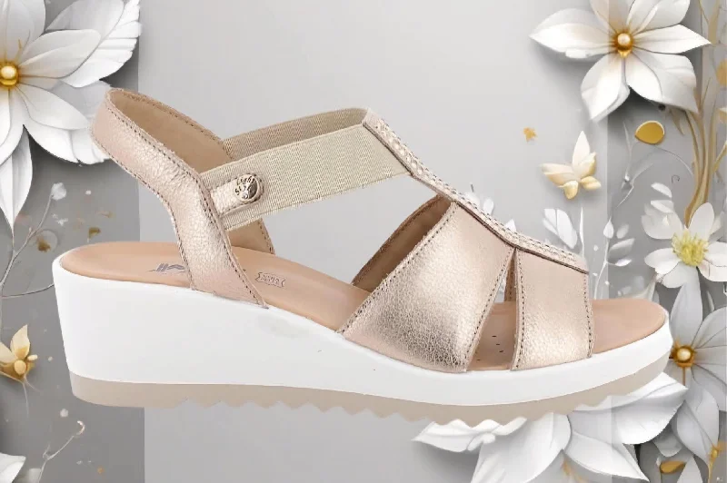 Chic and stylish women's shoes for garden partiesImac 757500