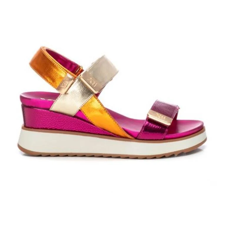 Chic and stylish women's shoes that complement every outfit and occasioXTI 143882