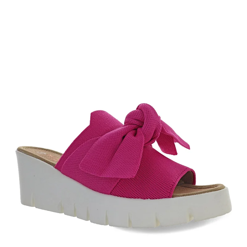 Chic and trendy women's shoe fashionsWomen's Bernie Mev, Venti Freesia Sandal