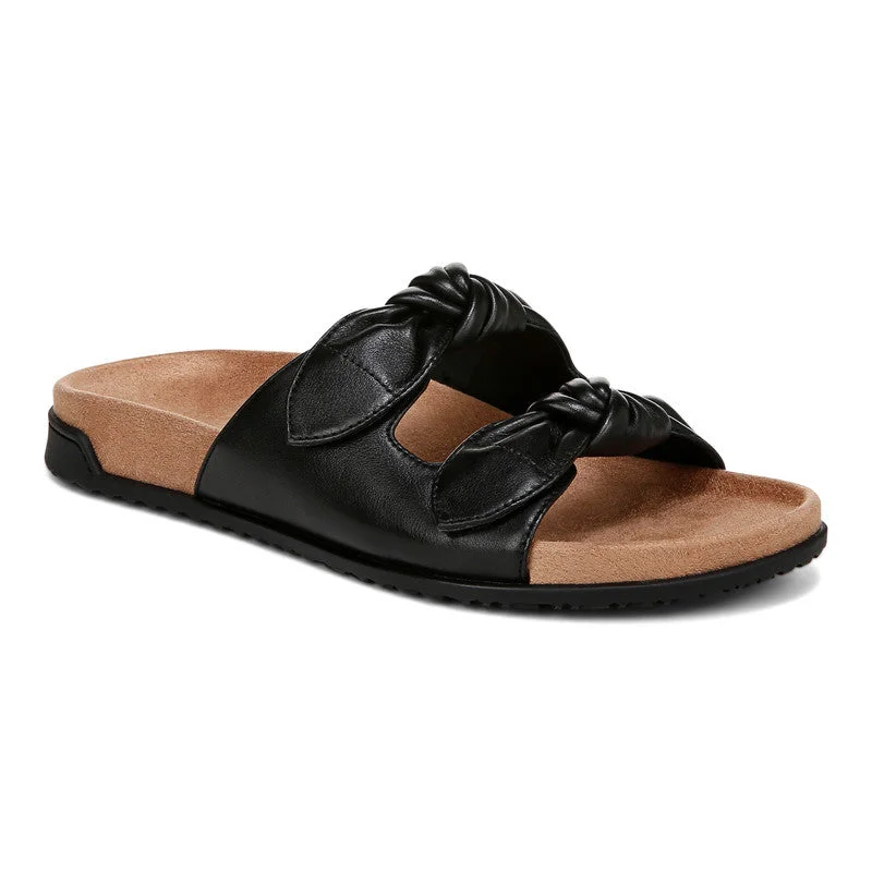 Versatile and chic women's shoes for everyday eleganceVIONIC ELARA