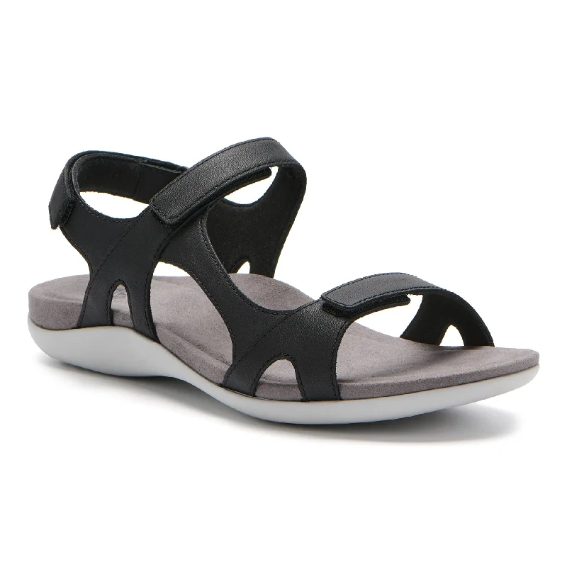 Timeless and elegant women's shoe classicsOasis Sport Sandal
