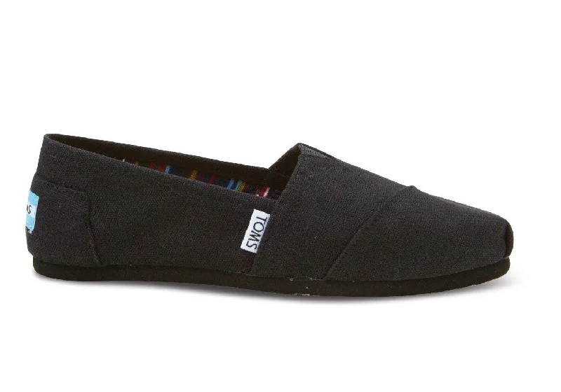 Feminine and dainty women's shoe designsTOMS Black on Black Canvas Classic