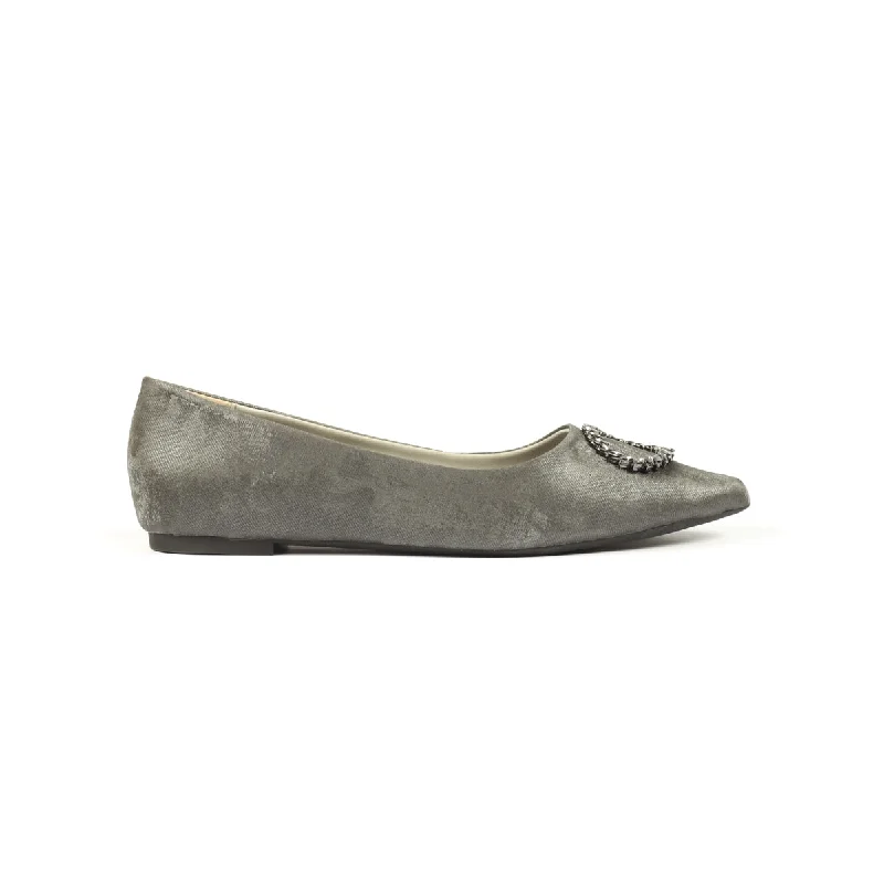 Effortlessly stylish women's shoe choicesFiona LEPF
