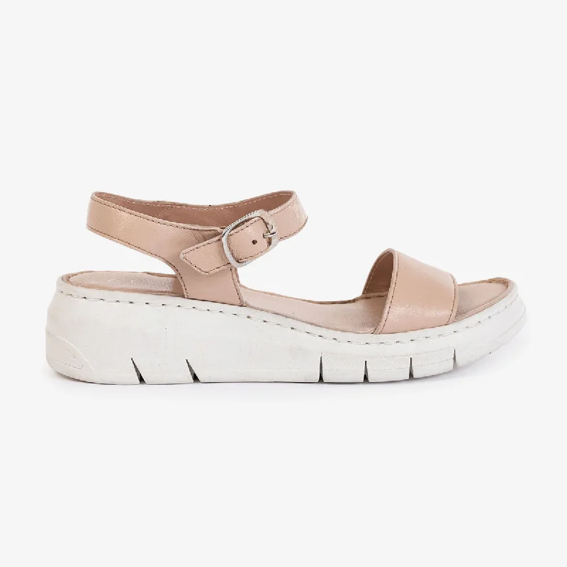 Comfy and stylish women's shoes for flat feetRhea