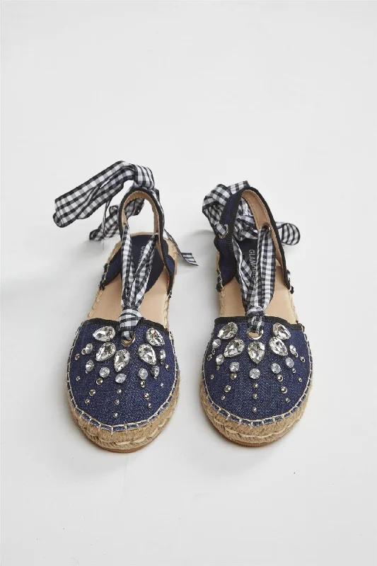 Timeless and elegant women's shoe classicsDenim Strappy Sandals