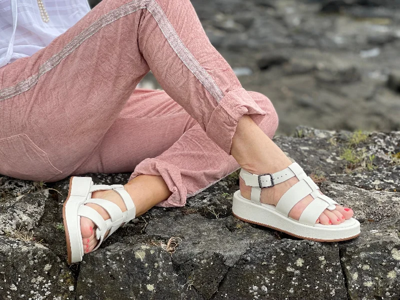 Elegant and classic women's shoes for prom nightMarca Memphis