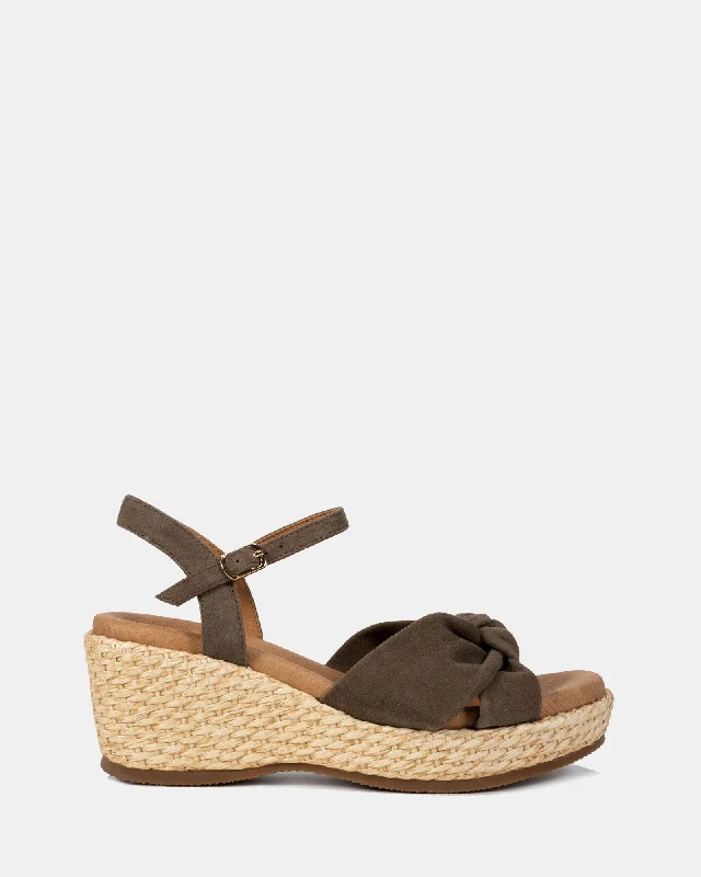 Stylish and practical women's shoes for rainy daysAzores Sage Suede