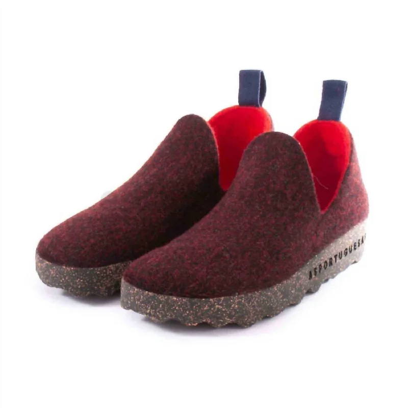 Unisex City Slip-On Shoe In Merlot Double