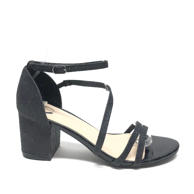 Fashion-forward and trendy women's shoe stylesBlack Sandals Heels Block Journee, Size 7