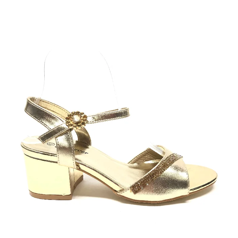 Chic and stylish women's shoes for graduation ceremoniesGold Sandals Heels Block Forever, Size 6.5
