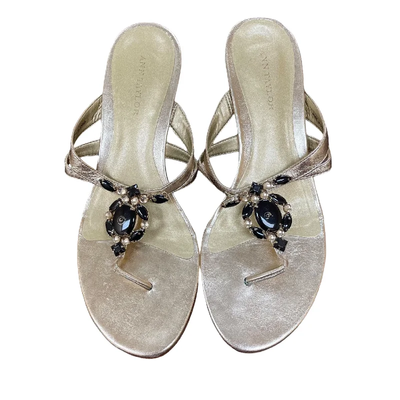 Comfy and stylish women's shoes for flat feetGold Sandals Heels Kitten By Ann Taylor, Size: 7