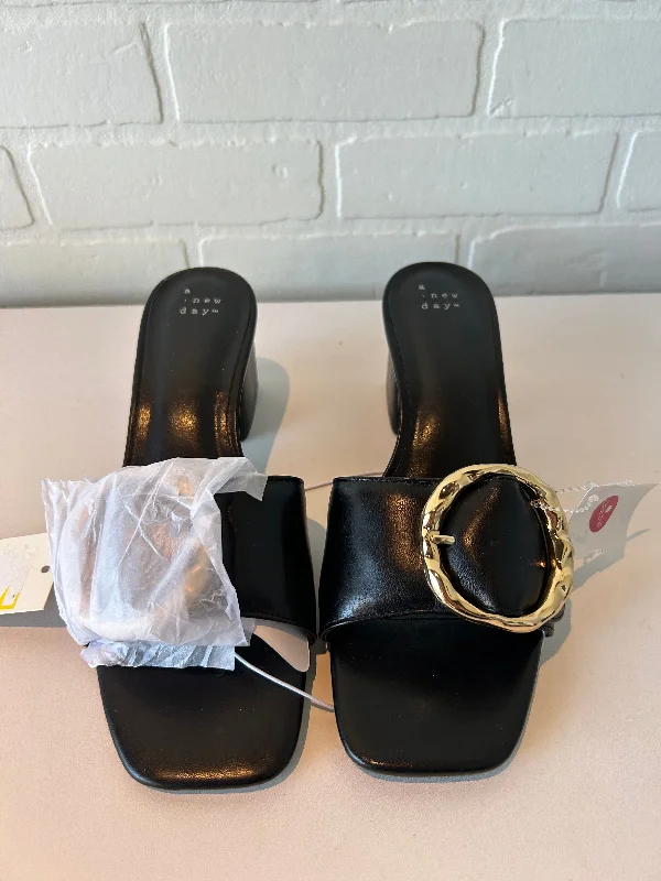 Chic and stylish women's shoes for summerSandals Heels Block By A New Day In Black & Gold, Size: 9.5