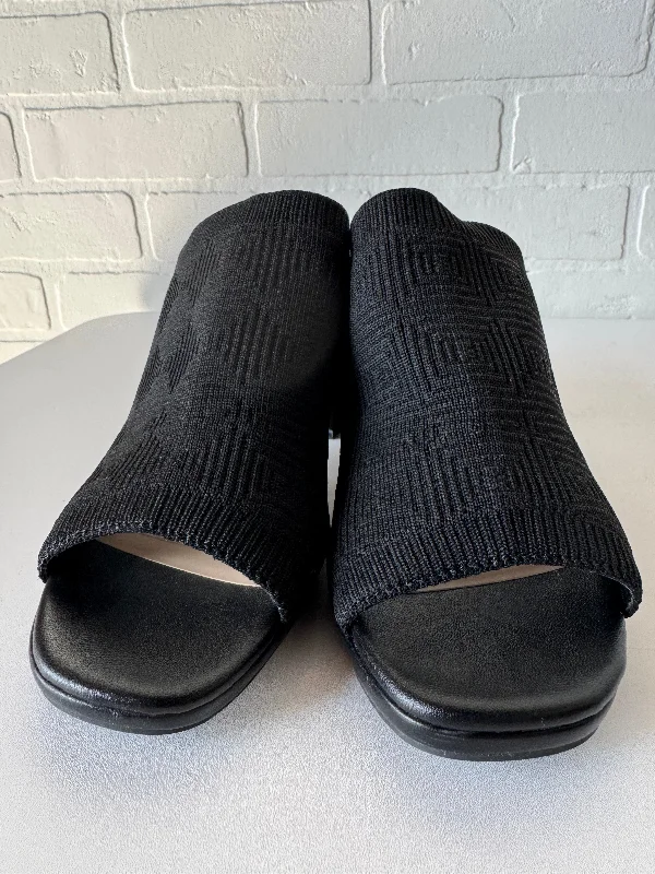 Stylish and supportive women's shoes for plantar fasciitisSandals Heels Block By Adrienne Vittadini In Black, Size: 7