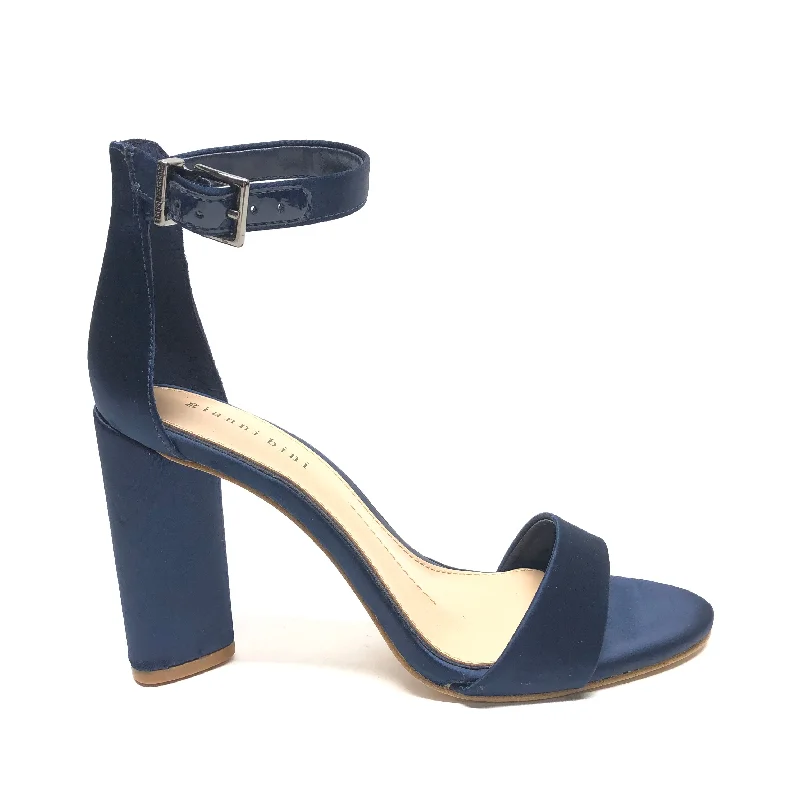 Durable and stylish women's shoes for outdoor activitiesSandals Heels Block By Gianni Bini  Size: 6