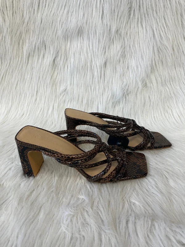 Feminine and dainty women's shoe designsSandals Heels Block By H&m In Snakeskin Print, Size: 11