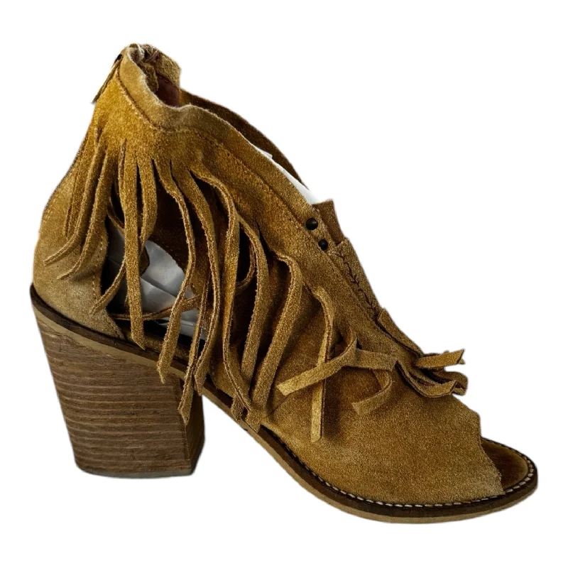 Stylish and affordable women's shoesSandals Heels Block By Musse & Cloud In Tan, Size: 8.5