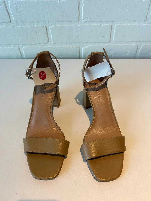 Feminine and romantic women's shoe designsSandals Heels Block By Nordstrom In Tan, Size: 5