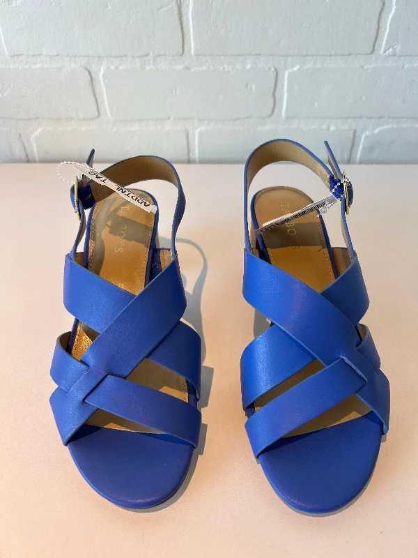 Chic and trendy women's shoes for the officeSandals Heels Block By Talbots In Blue, Size: 7.5
