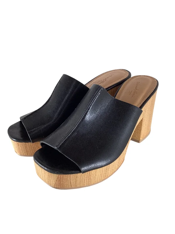 Chic and sophisticated women's footwear for workSandals Heels Block By Universal Thread In Black, Size: 6.5