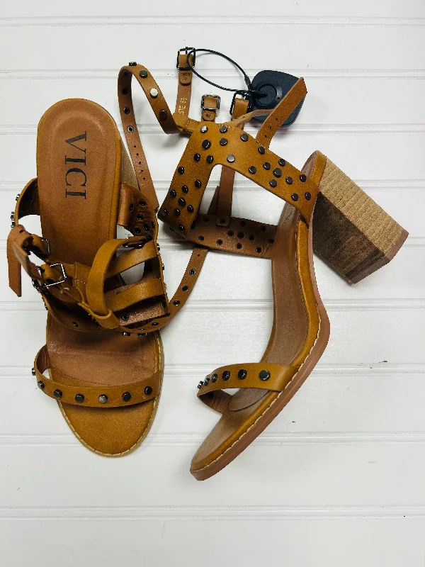 Comfy and stylish women's shoes for everyday casual wearSandals Heels Block By Vici In Tan, Size: 8.5