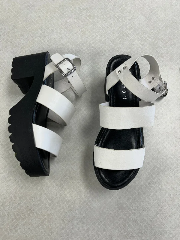 Elegantly crafted women's shoesSandals Heels Platform By Madden Girl In White, Size: 7