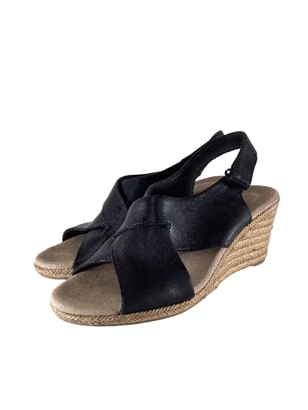 Stylish and affordable women's shoesSandals Heels Wedge By Clarks In Black, Size: 7