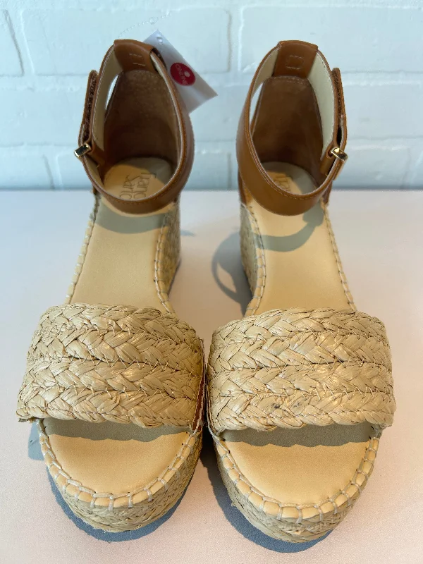 Bold and striking women's shoe fashionsSandals Heels Wedge By Franco Sarto In Cream, Size: 10