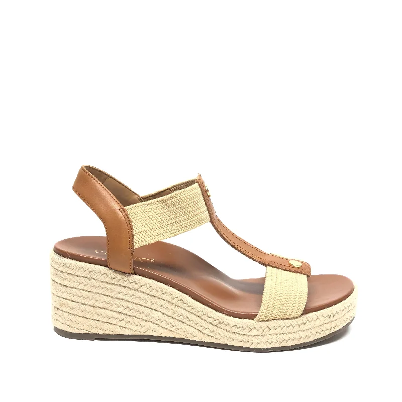 Comfy and cozy women's shoes for loungingSandals Heels Wedge By Vionic In Beige, Size: 7.5