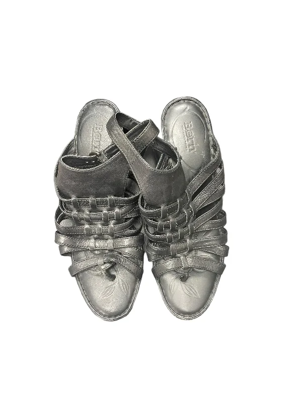 Chic and stylish women's shoes for cocktail partiesBlack Sandals Heels Block Born, Size 10