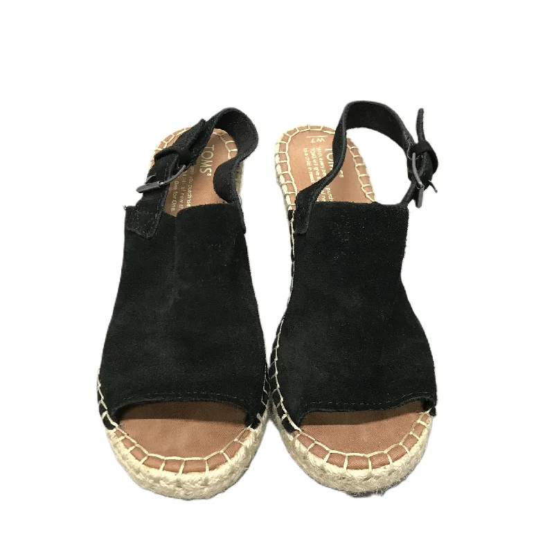 Versatile and chic women's shoes for everyday eleganceBlack Sandals Heels Wedge By Toms, Size: 7