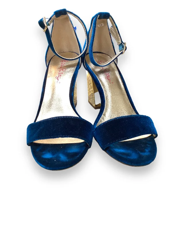 Classic and timeless women's footwear choicesBlue Sandals Heels Block Lilly Pulitzer, Size 7.5