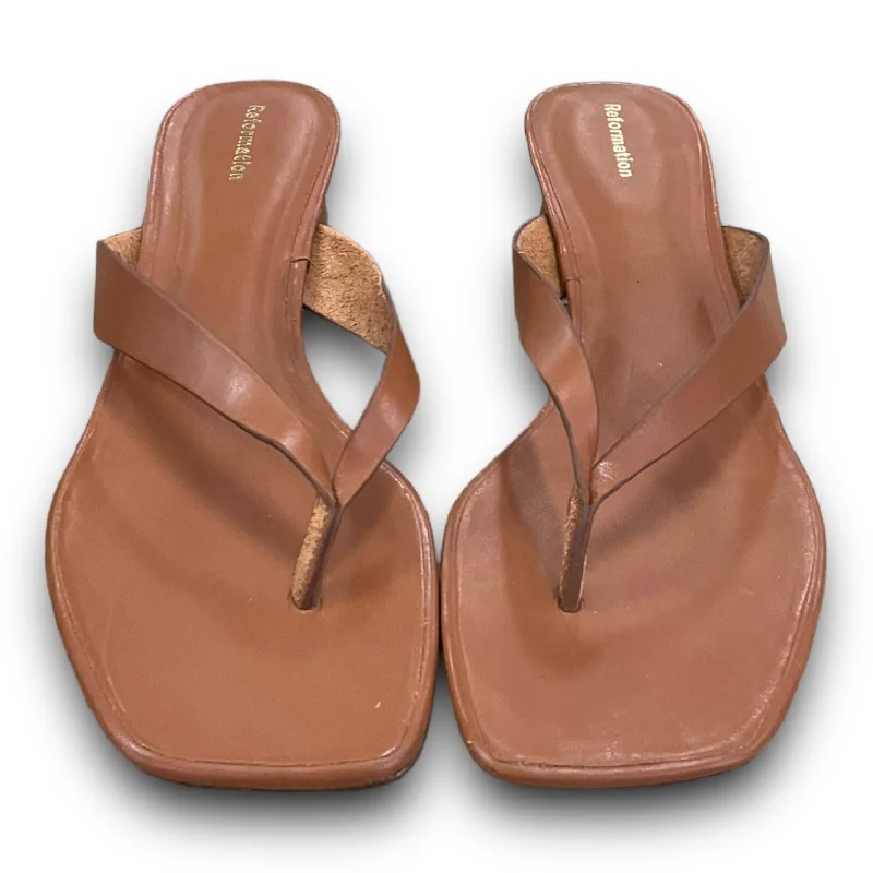 Bold and striking women's shoe fashionsBrown Sandals Heels Block Reformation, Size 8