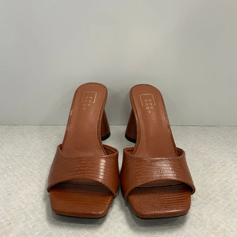 Comfortable and supportive women's shoes for all-day wearBrown Sandals Heels Block Shu Shop, Size 10