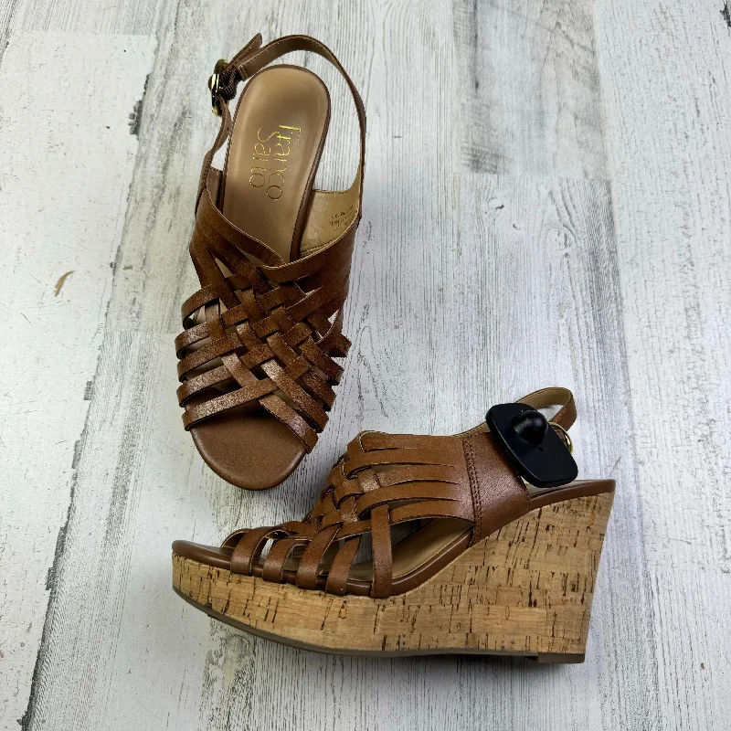 Practical and functional women's footwear solutionsBrown Sandals Heels Wedge Franco Sarto, Size 6