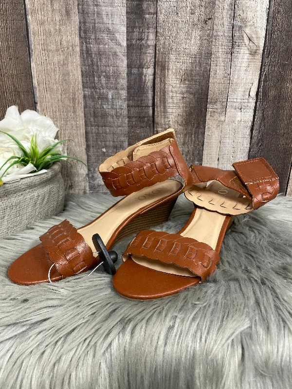Feminine and dainty women's shoe designsBrown Sandals Heels Wedge Xoxo, Size 8.5