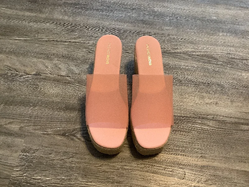 Versatile and elegant women's shoes for any outfitPink Sandals Heels Block Fashion Nova, Size 9