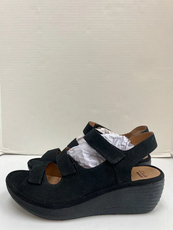 Comfortable and supportive women's shoes for all-day wearSandals Heels Block By Clarks In Black, Size: 12 Comfortable and supportive women's shoes for all-day wearSandals Heels Block By Clarks In Black, Size: 12