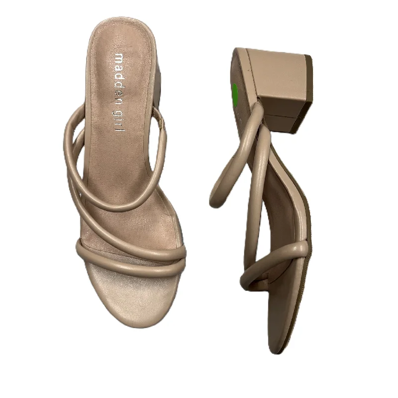 Flattering and figure-hugging women's footwearSandals Heels Block By Madden Girl In Peach, Size: 7