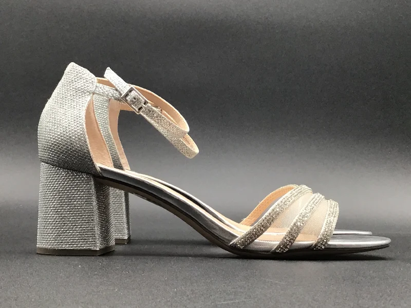 Elegant and sophisticated women's shoes for elegant eveningsSilver Sandals Heels Block Nina, Size 11