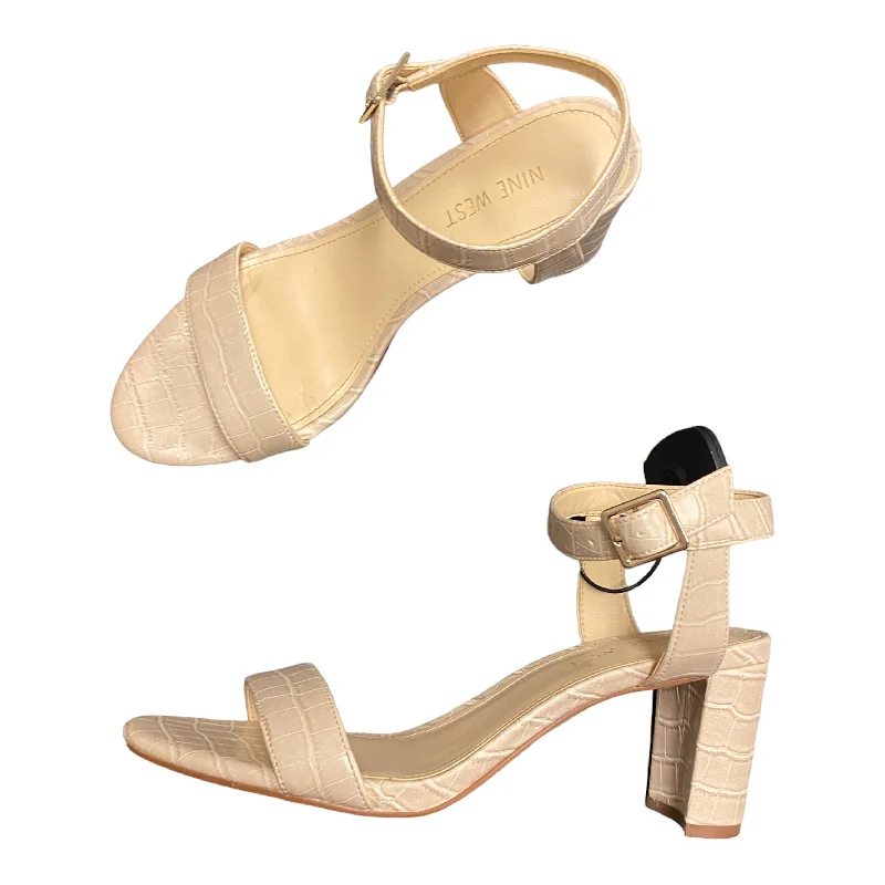 Bold and statement-making women's shoes for the bold and beautifulTan Sandals Heels Block Nine West, Size 8