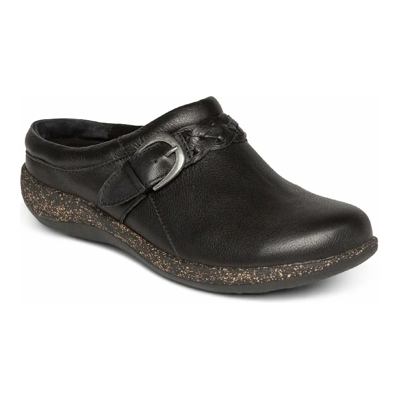 Versatile and stylish women's shoes for city walksAETREX LIBBY COMFORT CLOG WOMEN'S MEDIUM AND WIDE