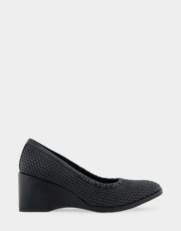 Versatile and stylish women's shoes for city walksAirlie