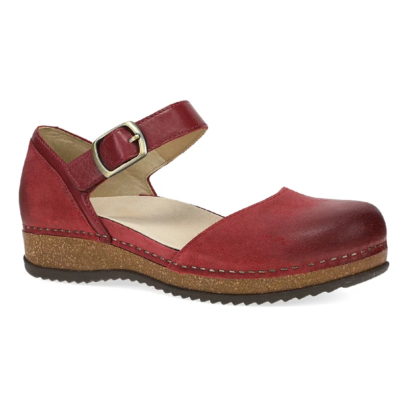 Comfy and stylish women's shoes for everyday casual wearMae
