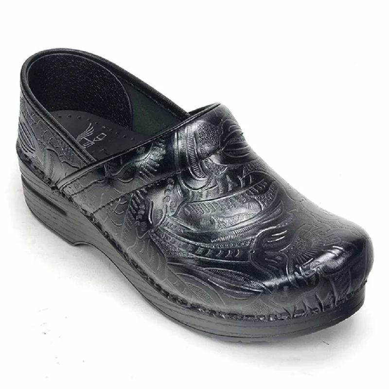 Elegant and classic women's shoes for bridal partiesProfessional Black Tooled