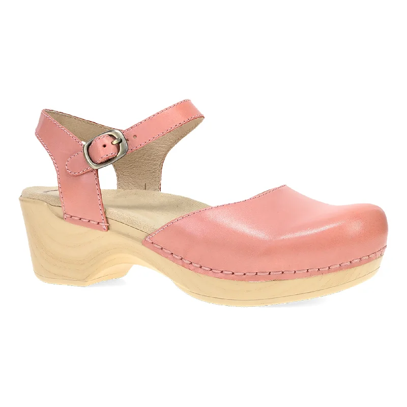 Chic and stylish women's shoes for fashion-conscious womenSam